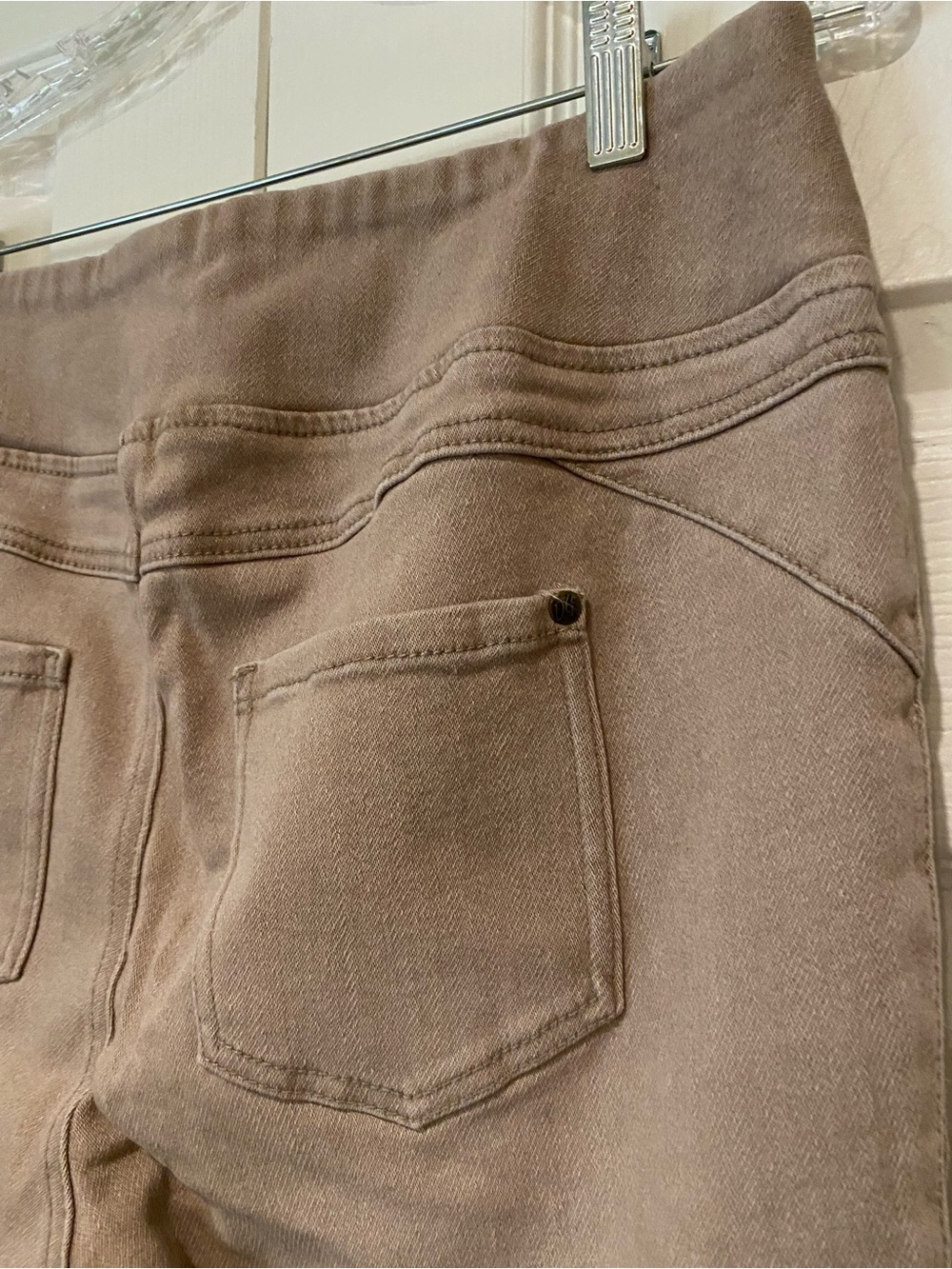 New DG2 by Diane Gilman Tan Bootcut Stretch Jeans - Picture 9 of 9
